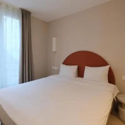 Hipotel Paris Père-Lachaise République Hotels near 20th arr.