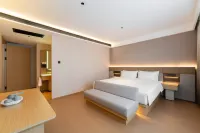 Jifeng International Hotel (Walnut Market Branch)