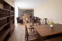 Aidu Hotel (Wulan Butong Scenic Area) - ที่มีบาร์