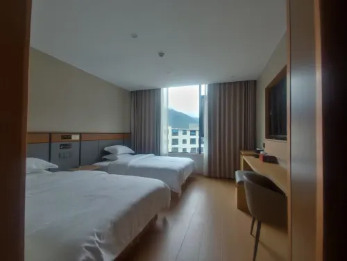 Jun Yue Hotel