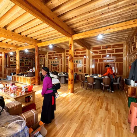 Zha Ga Na · Yunshi Yin She Holiday Hotel
