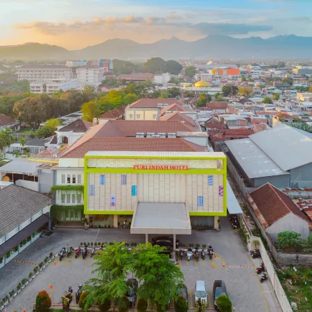 Hotel Puri Indah & Convention