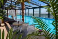Days Inn & Suites by Wyndham Esenyurt = เดย์ส อินน์ แอนด์ สวีทส์ บาย วินด์แฮม เอเซนยูร์ท - บ้านพักหลังเล็ก