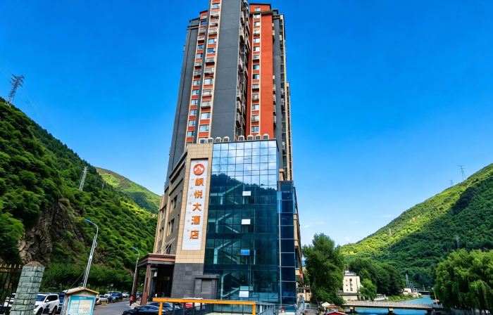 Barkam Fengyue Hotel
