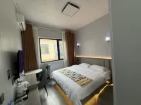 Liangqi Xiaozhu Homestay (Guanshan Grassland) - Mountain view