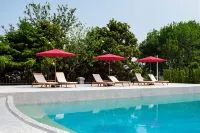 Qingdao Xinshatan Coast Holiday Hotel - 4-Star