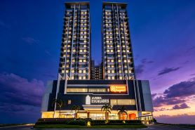 Home Me Hotel at Aurora Escalades/With Pool/LRT-2 Cubao