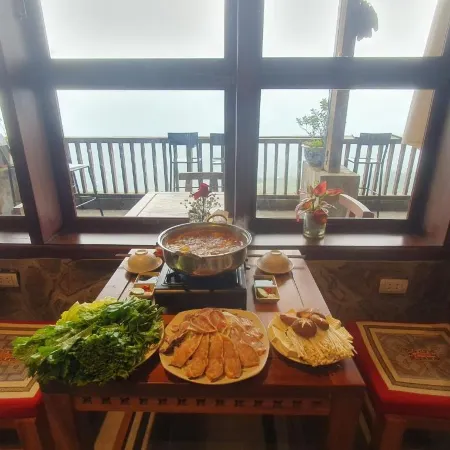 TIME Restaurant & Homestay Sa Pa