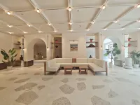 Homeinn Ripple Hotel （Ganzi xueyu senzan） - Mountain view