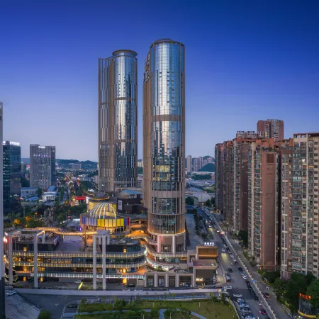 Lavande Hotel (Guiyang North High-speed Railway Station Maotai International Center)