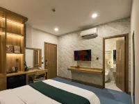 Tran Long Hotel by Urban B Hotels near District 12