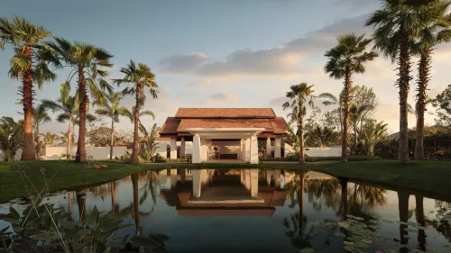 Legends of AVARA, Chongzuo - غرفة مطلة على الجبل