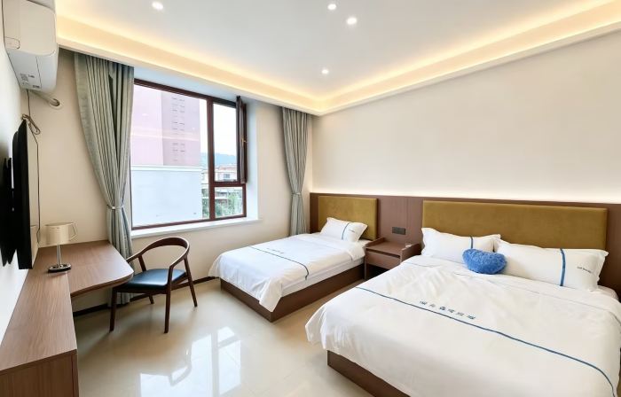 Fenglin County Jiahe Holiday Hotel