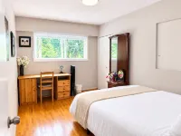 Gorgeous garden 3BR short or long term rental - Pet friendly