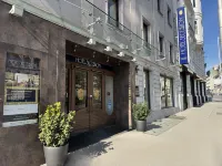 โรงแรมเซเซชั่นอันเดอร์ดิโอเปอร์ - ที่มีบาร์