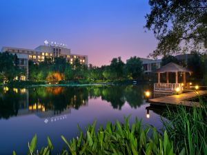 Jinling Riverside Hotel