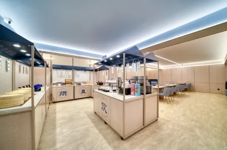 Hanting Hotel (Cixi Guanhaiwei) Отели рядом с достопримечательностью «Baiyang Lake»