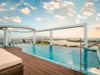 RHM Luxury Hotel And Suite Hotel dekat Marble Moutain