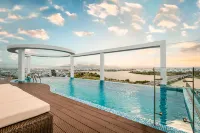 RHM Luxury Hotel And Suite