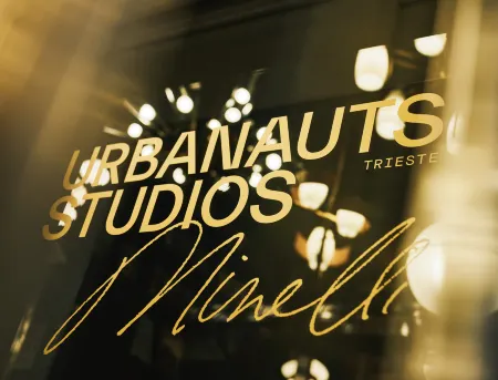 Urbanauts Studios Minelli Отели в г. Триест