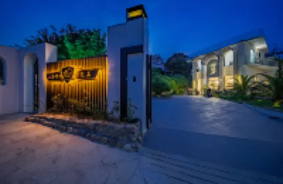 Lanyue Xingyu · Pinyue Butterfly Valley · Floral Boutique Stay
