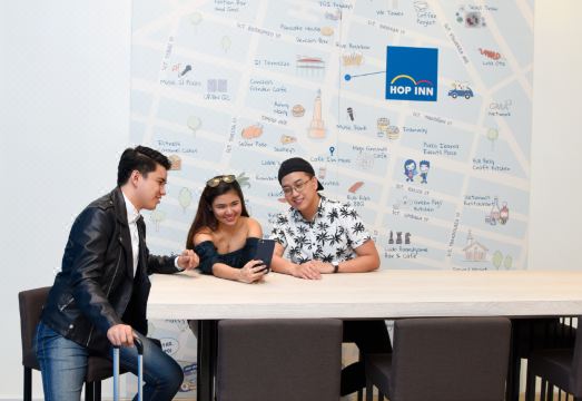 3. 홉 인 호텔 토..