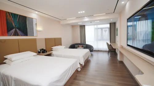 Extraordinary hotel