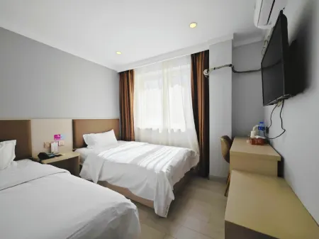 Pai Hotel (Sofia Church City Hospital, Harbin Central Street)