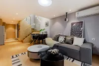 Yimu Jumu Cinema Loft Apartment (Binhu Convention and Exhibition Center Shop)