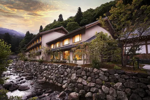 Hakujukan Hotels in Katsuyama
