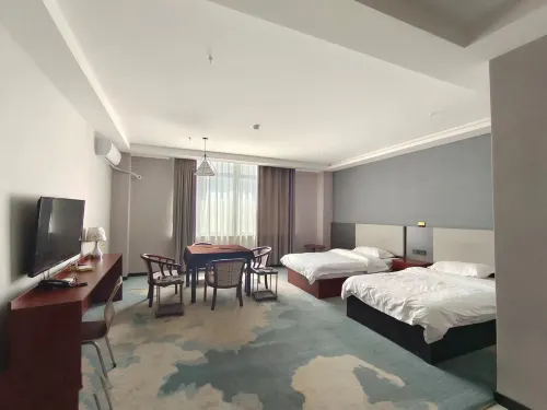 Pinyue Hotel