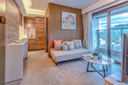 Yun Ding Executive Apartment (Shekou Shenzhen Bay Port)