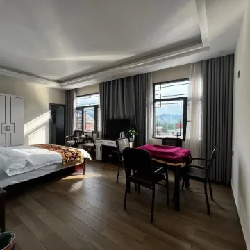 Panzhou Wumeng Grand Prairie Yunxi Yashe Homestay