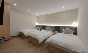 Yanji Fuyuanju Hotel