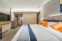 YUNIK E-sports Hotel (Jincheng People's Square Commercial Pedestrian Street) Hotels in Zezhou