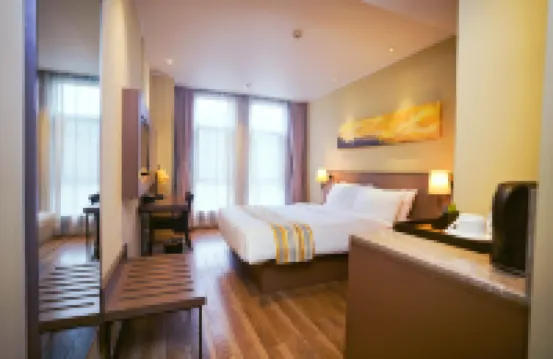 Homeinn Plus Hotel (Shanghai Wuning Road Subway Station Anyuan Road)