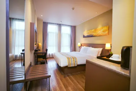 Homeinn Plus Hotel (Shanghai Wuning Road Subway Station Anyuan Road)