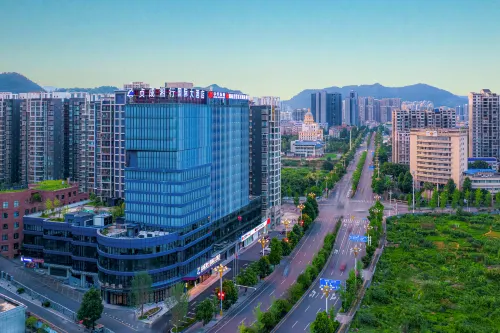 ZCXX International Hotel Hotels in Jishou
