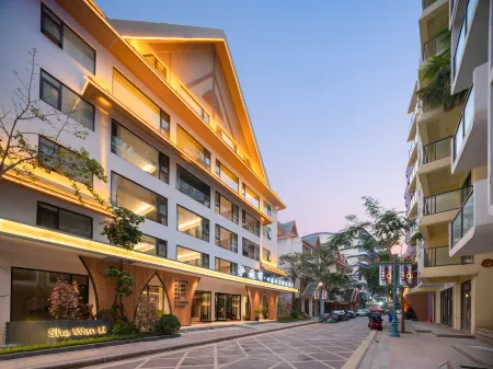 Shawanli Sunset Riverview Hotel (Xishuangbanna Jinghong Gaozhuang Starlight Night Market)
