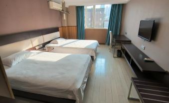 Hotels in Weijiu City