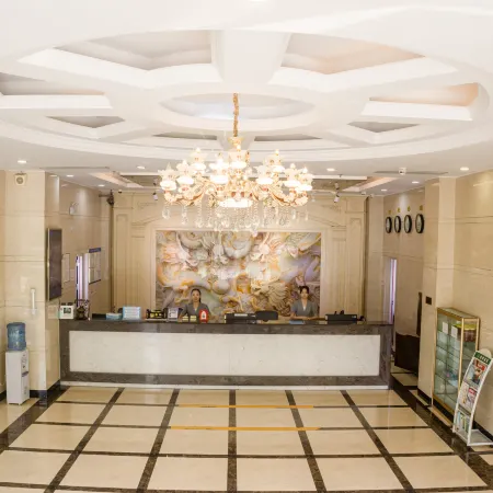 Long Zhou Hotel