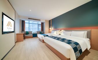 Home Inn Aiyi Hotel (Shaoxing Paojiang Binhe Commercial Center)