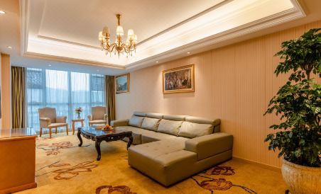 Vienna Hotel (Xiangyang Tanxi Road Hotel) - Housity