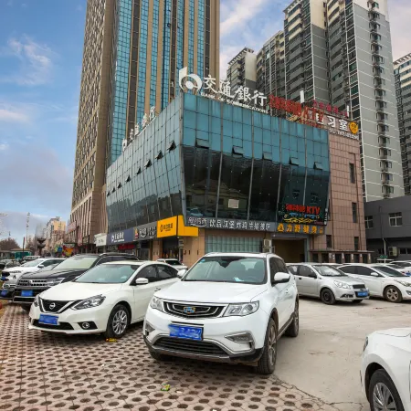 Jifeng Business Travel Boutique Hotel Henan University of Technology Branch