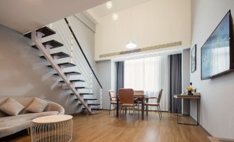 Cangzhou Lester Hotel (South High-speed Railway Station)