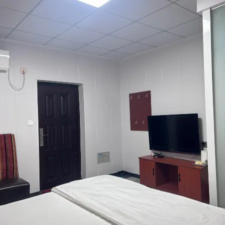 Huaxiang Hotel