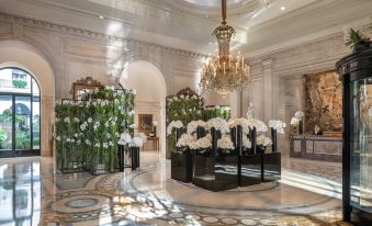 Four Seasons Hotel George V Paris