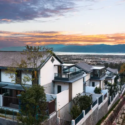 DaLi Midsummer Cloud Glow ·seaview Designer's Vacation Villa 티엔롱바부우시아시 주변 호텔