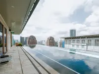 COMO Metropolitan Singapore Hotels near Orchard