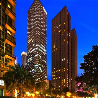 WIFC Taikoo Yunxuan International Apartment (Chunxi Road West International Financial Center Branch) Hotels near Quadrangle Courtyard, No. 10 Heng Street, Hongshizhu